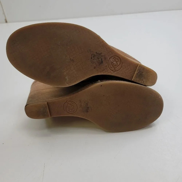 Lucky Brand Wedges - Picture 3 of 9